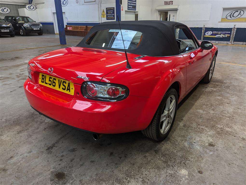 <p>2007 MAZDA MX-5</p>