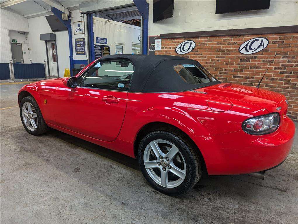 <p>2007 MAZDA MX-5</p>