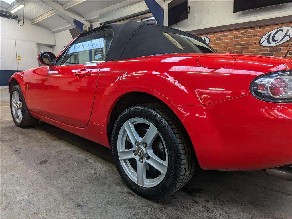 <p>2007 MAZDA MX-5</p>