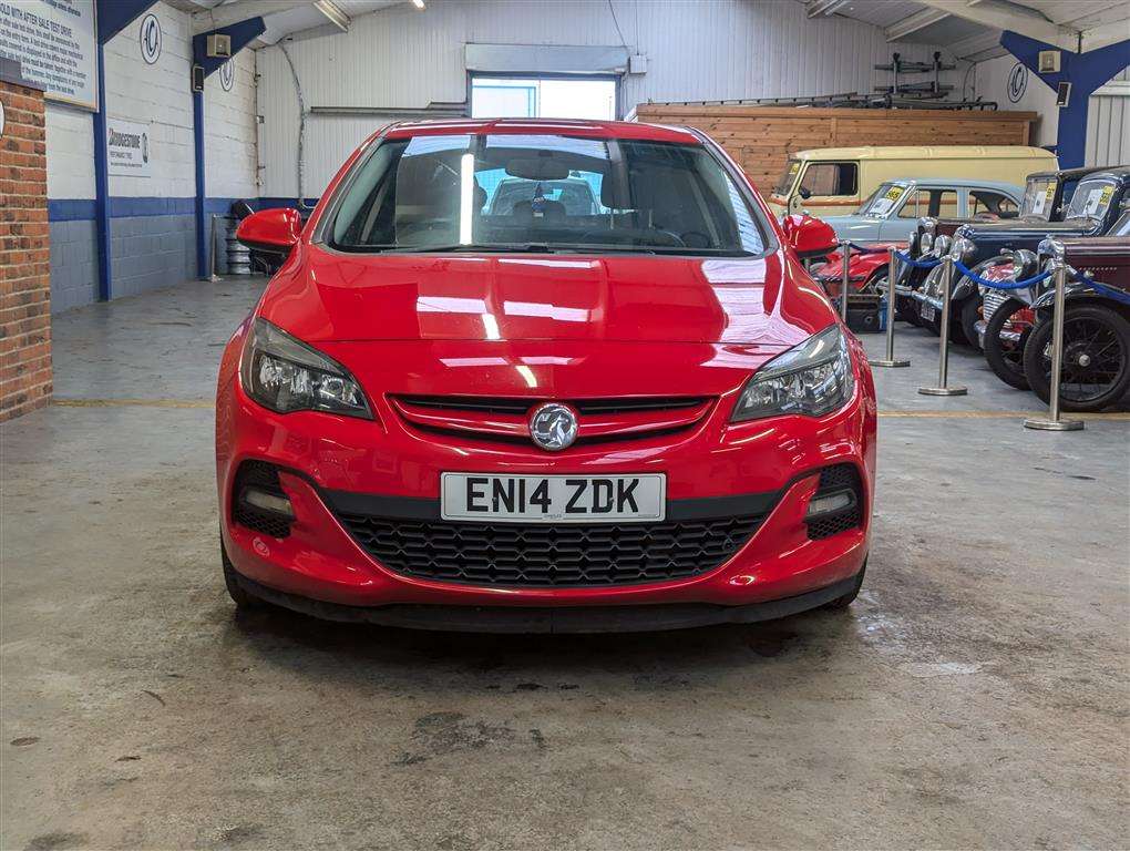 <p>2014 VAUXHALL ASTRA LIMITED EDITION</p>