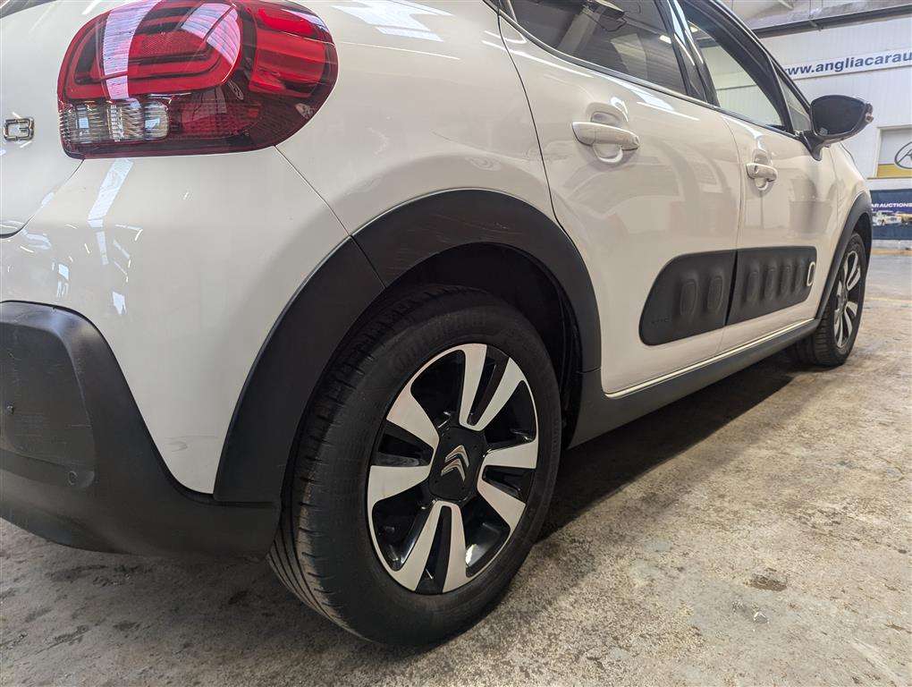 <p>2017 CITROEN C3 FLAIR PURETECH</p>