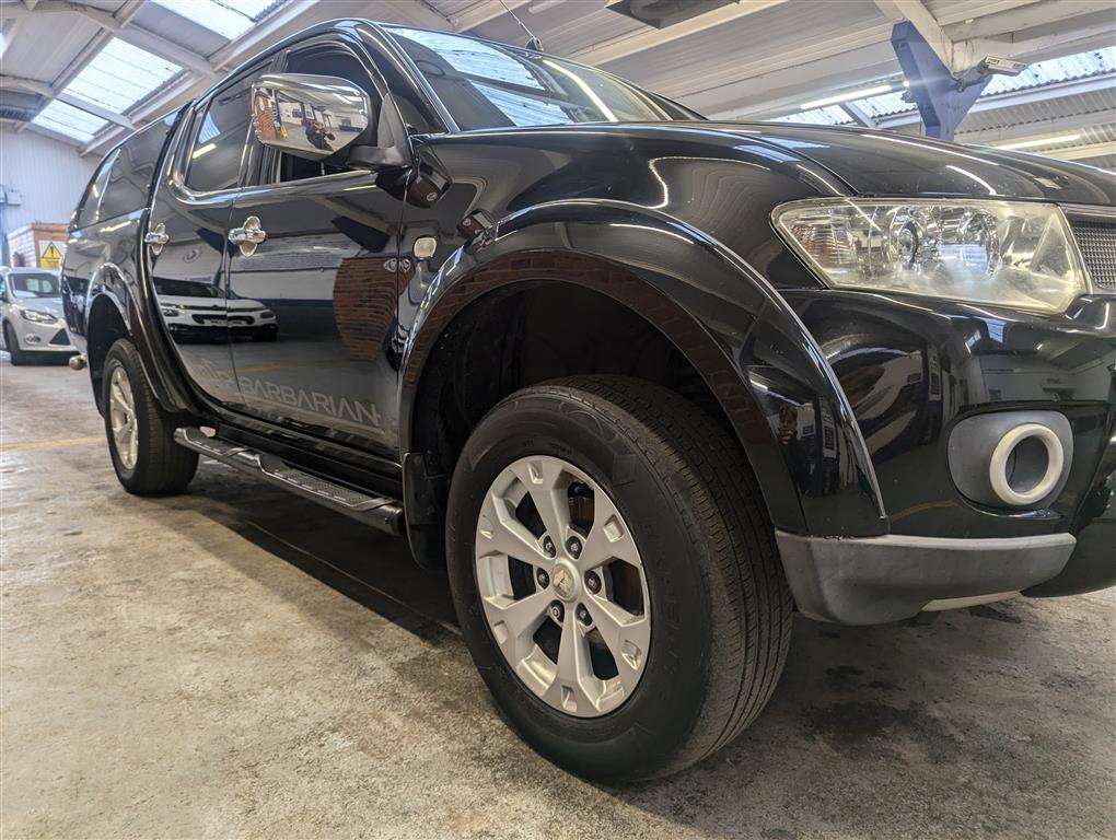 <p>2012 MITSUBISHI L200 BARBARIAN LB DCB DI-</p>