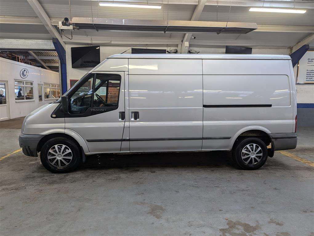 <p>2012 FORD TRANSIT 125 T350 TREND RW</p>