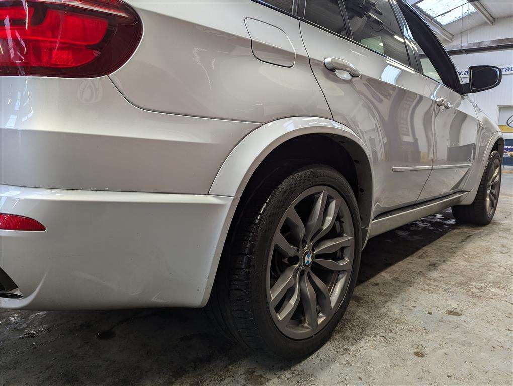 <p>2013 BMW X5 XDRIVE30D M SPORT AUTO</p>