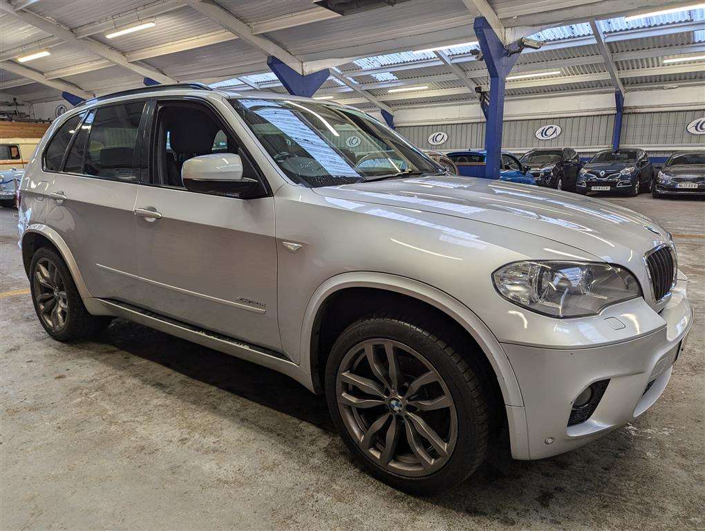 <p>2013 BMW X5 XDRIVE30D M SPORT AUTO</p>