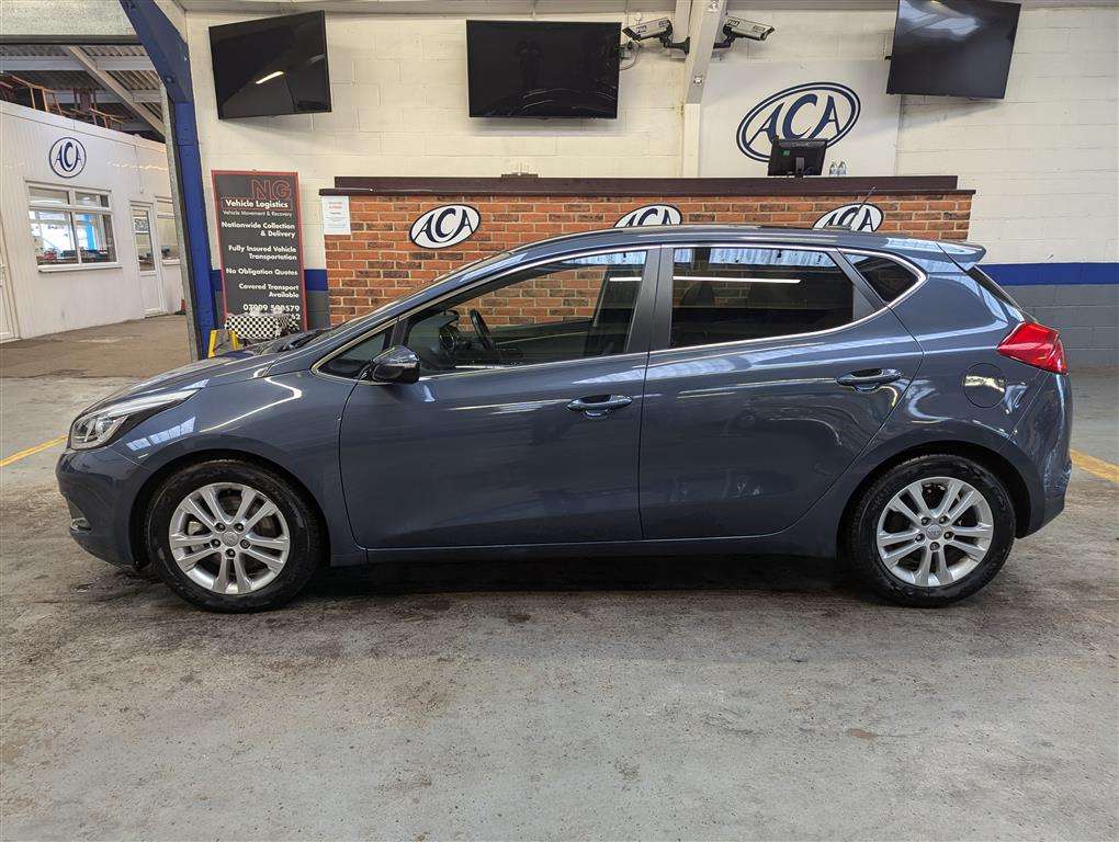 <p>2014 KIA CEED 3 ECODYNAMICS CRDI</p>