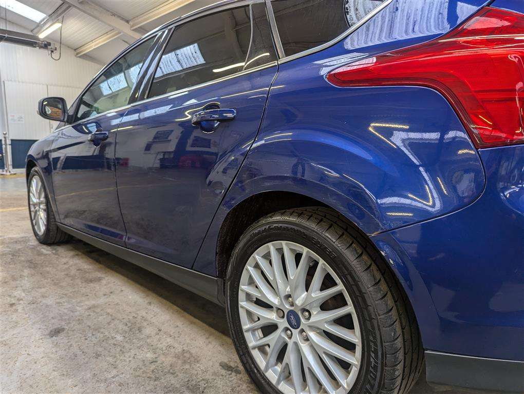 <p>2014 FORD FOCUS ZETEC TURBO</p>