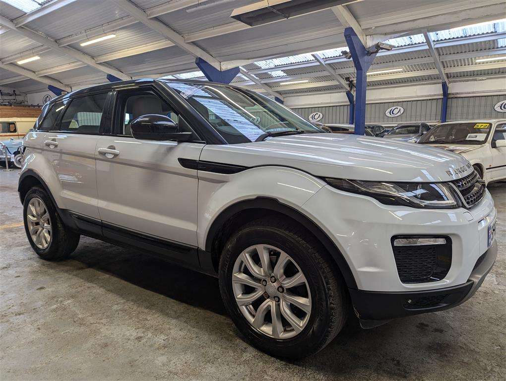 <p>2016 LAND ROVER R ROVER EVOQUE SE TECH TD</p>