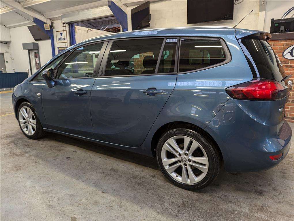 <p>2014 VAUXHALL ZAFIRA TOURER SRI TURBO</p>