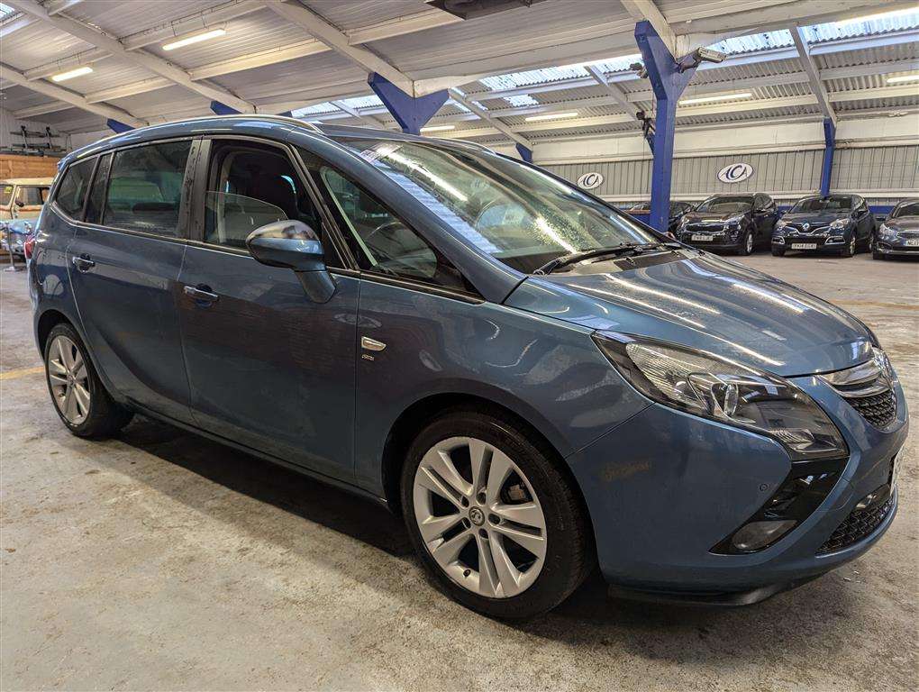 <p>2014 VAUXHALL ZAFIRA TOURER SRI TURBO</p>