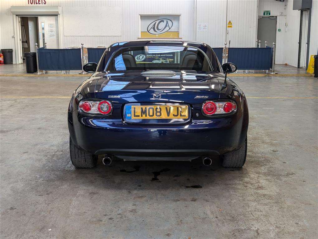 <p>2008 MAZDA MX-5</p>