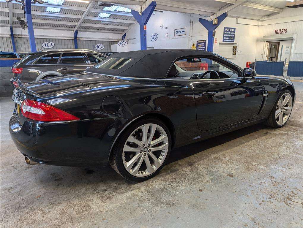 <p>2010 JAGUAR XK AUTO</p>