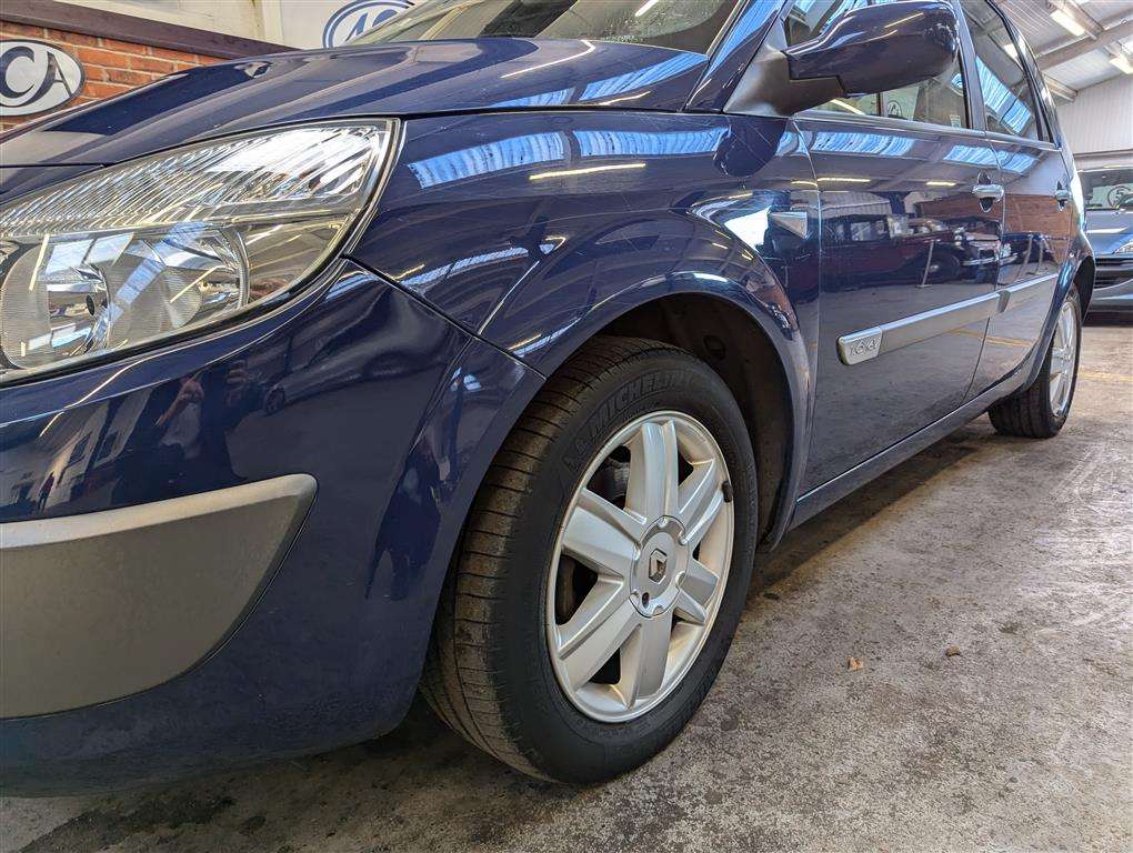 <p>2004 RENAULT SCENIC DYNAMIQUE 16V</p>