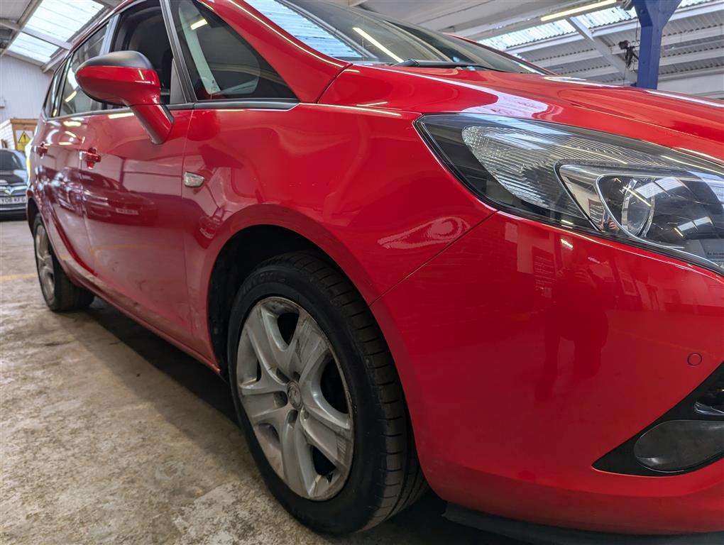 <p>2015 VAUXHALL ZAFIRA TOURER EXCLUSIV CD</p>