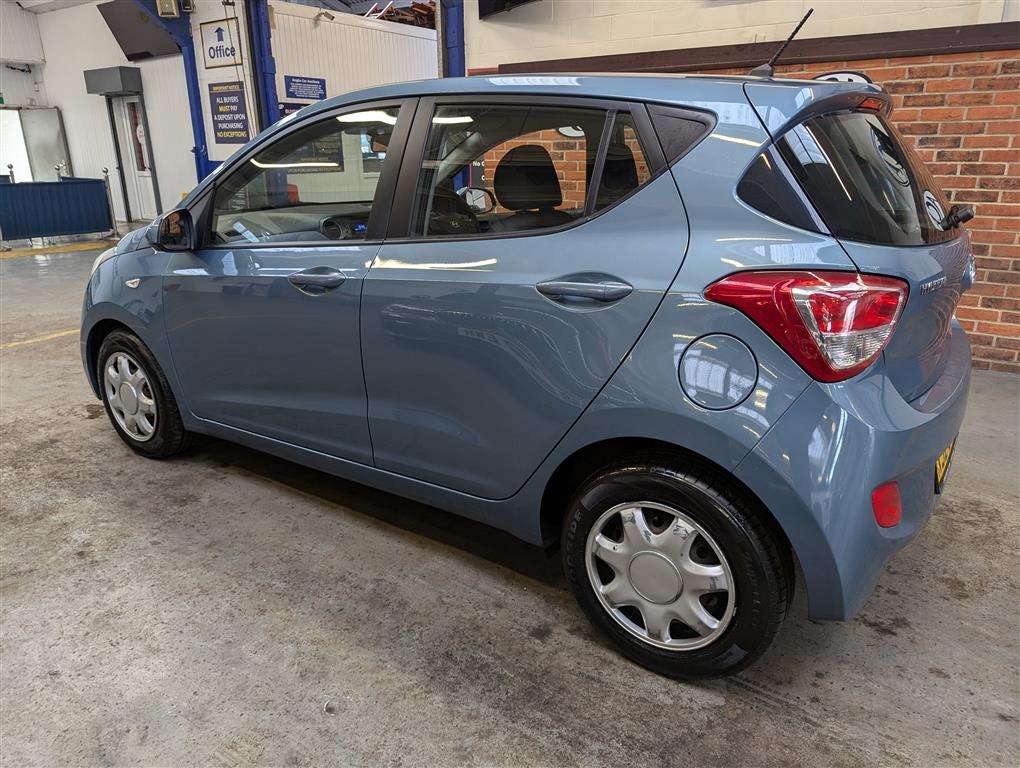 <p>2015 HYUNDAI I10 SE</p>