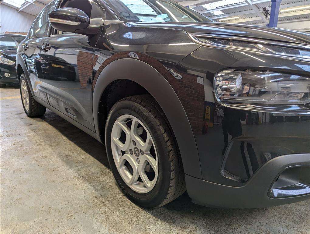 <p>2018 CITROEN C4 CACTUS FEEL PURETECH S</p>