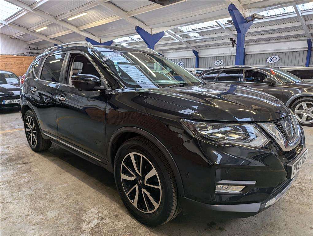 <p>2018 NISSAN X-TRAIL TEKNA DIG-T</p>