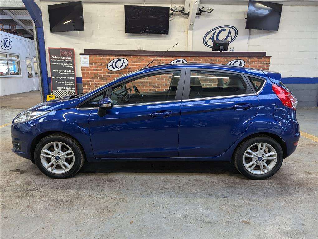 <p>2014 FORD FIESTA ZETEC</p>