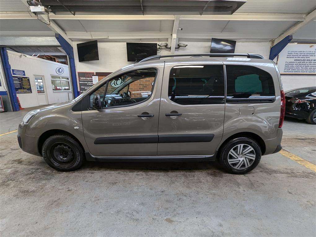 <p>2015 CITROEN BERLINGO M-SP XTR BLUEHDI</p>