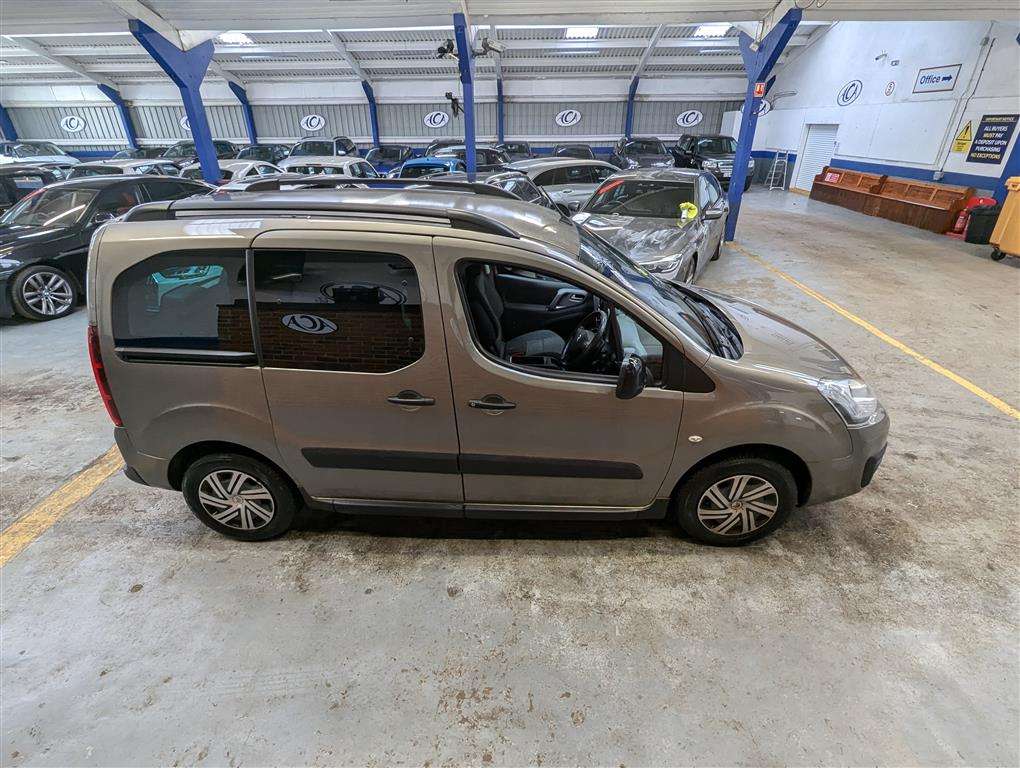 <p>2015 CITROEN BERLINGO M-SP XTR BLUEHDI</p>