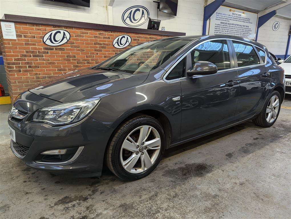 <p>2014 VAUXHALL ASTRA SRI</p>