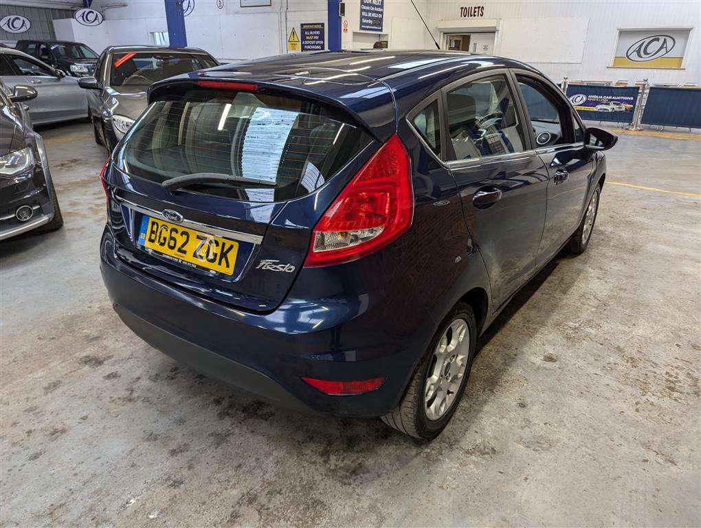 <p>2012 FORD FIESTA ZETEC</p>