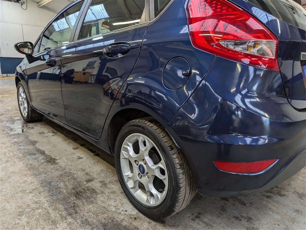 <p>2012 FORD FIESTA ZETEC</p>