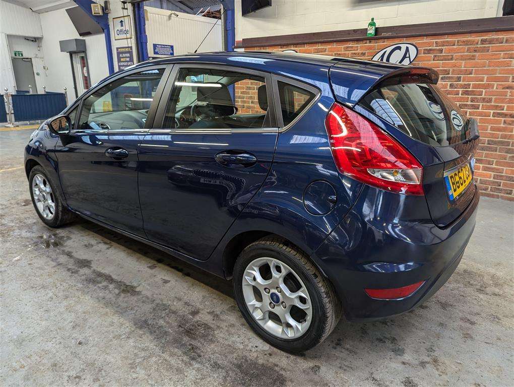 <p>2012 FORD FIESTA ZETEC</p>