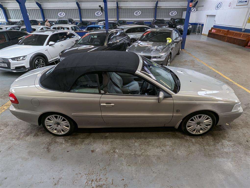 <p>2003 VOLVO C70 T GT AUTO</p>