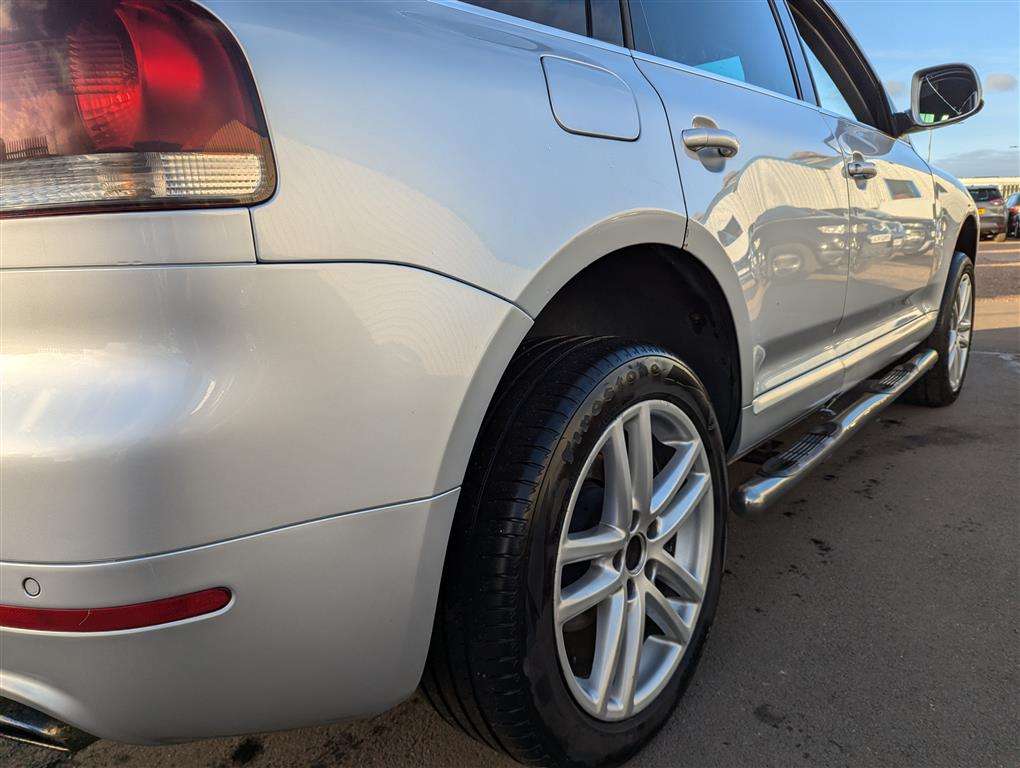 <p>2007 VOLKSWAGEN TOUAREG ALTITUDE TDI E4 AUTO</p>