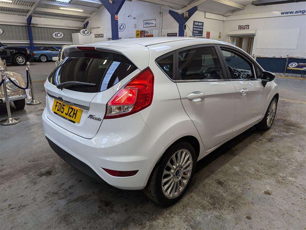 <p>2015 FORD FIESTA TITANIUM TDCI</p>