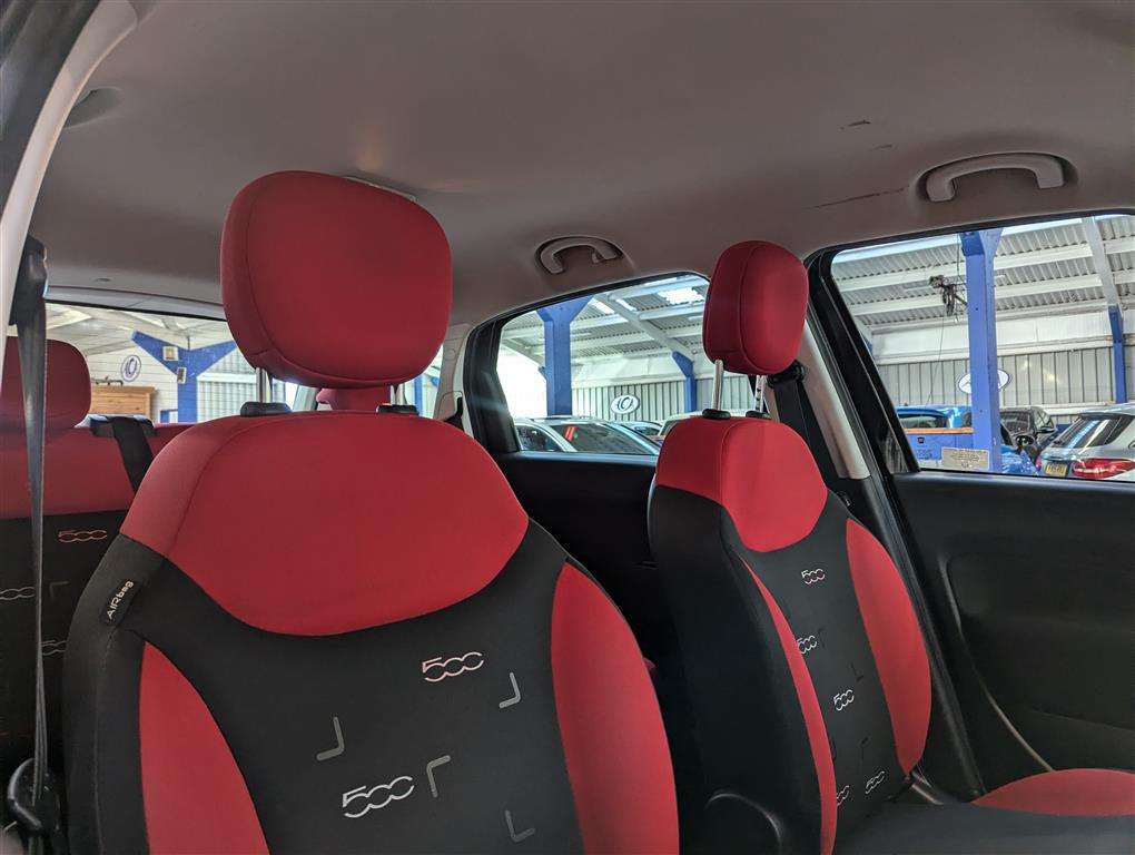 <p>2013 FIAT 500L POP STAR MULTIJET</p>