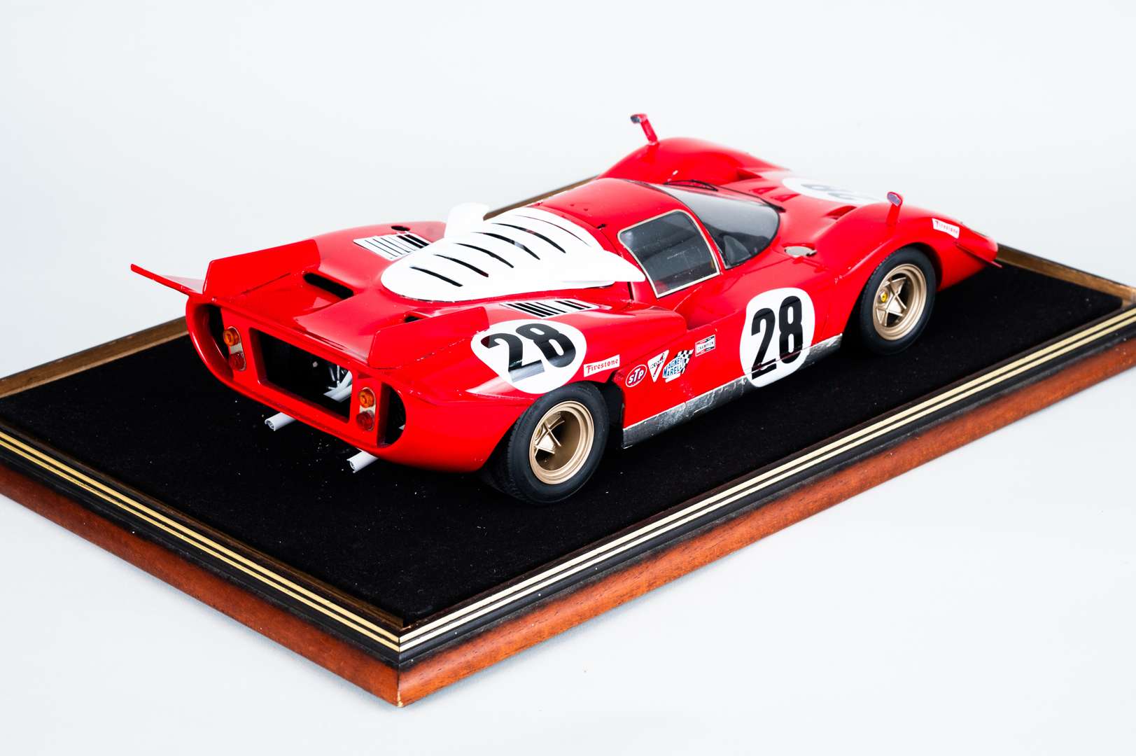 <p>MIDLAND RACING MODELS- FERRARI, 1970 Daytona, 512S, 1:12</p>