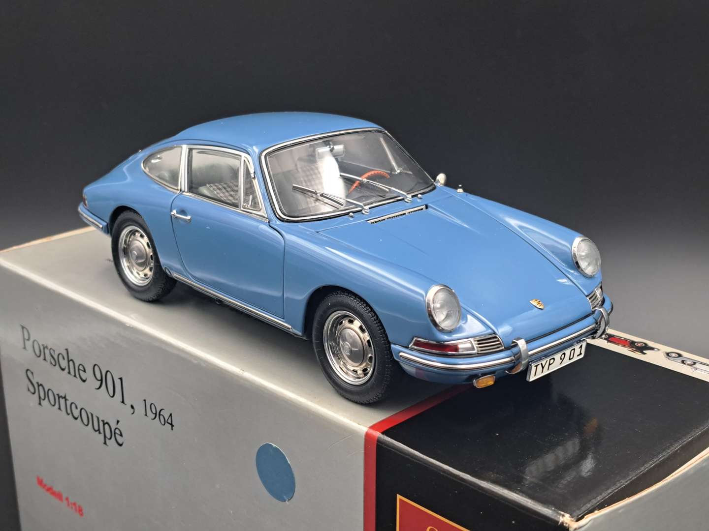 <p>CMC 1964 Porsche 901 1:18 scale</p>