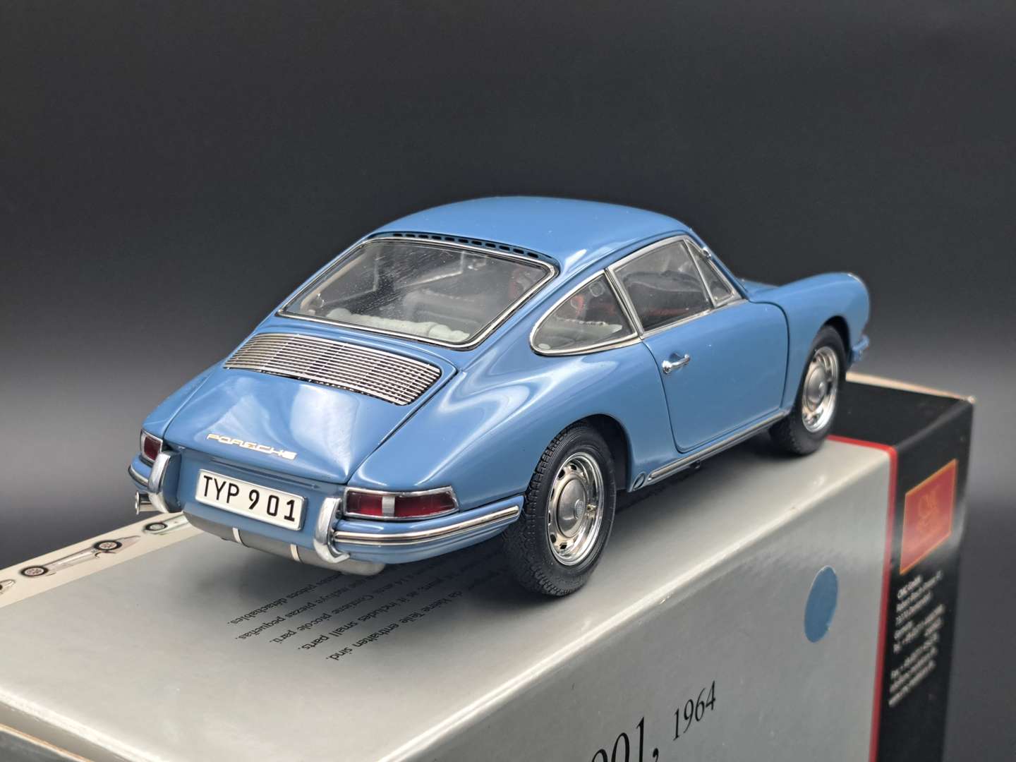 <p>CMC 1964 Porsche 901 1:18 scale</p>