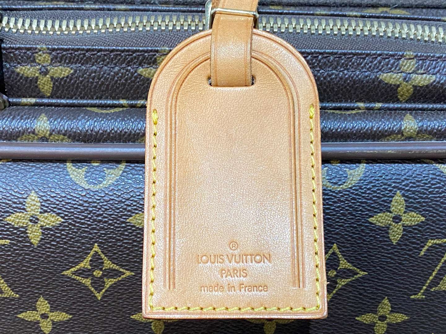 <p>LOUIS VUITTON Satellite 70, monogram suitcase,</p>