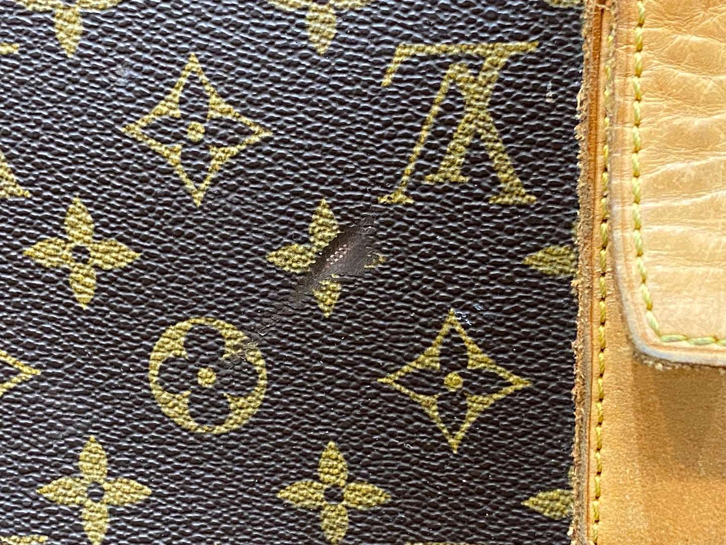 <p>LOUIS VUITTON Satellite 70, monogram suitcase,</p>