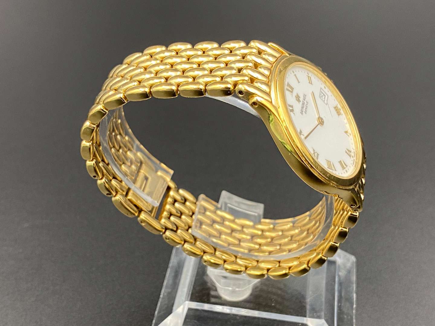 <p>RAYMOND WEIL- Geneve gold plated quartz wristwatch 5568 Z533628</p>