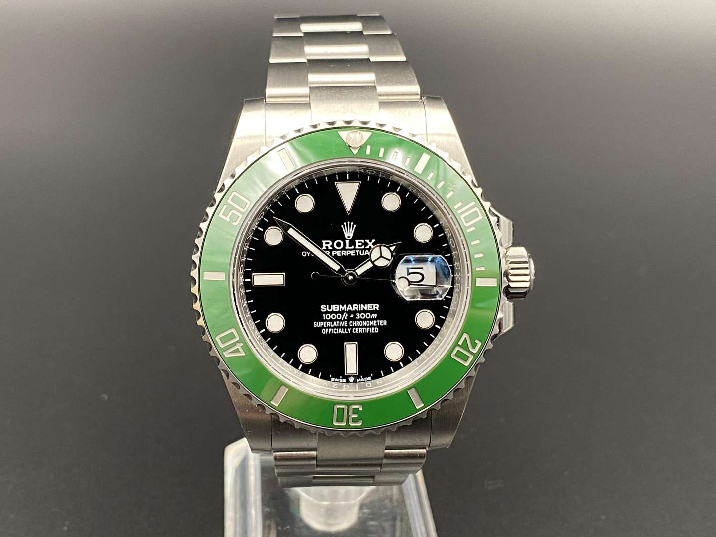 <p>ROLEX SUBMARINER DATE (STARBUCKS)</p>