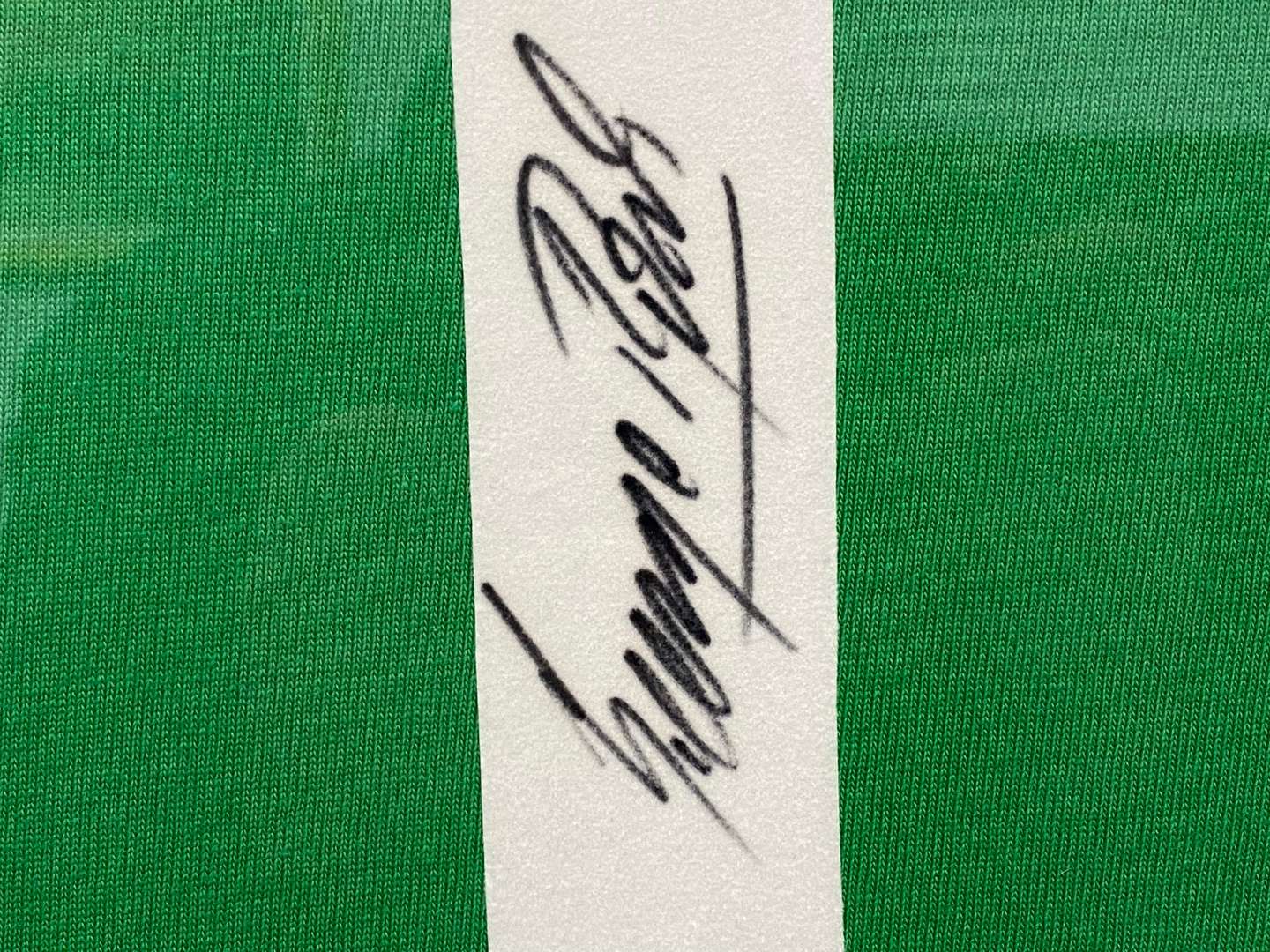 <p>GEORGE BEST, signed and framed Northern Ireland Shirt,</p>